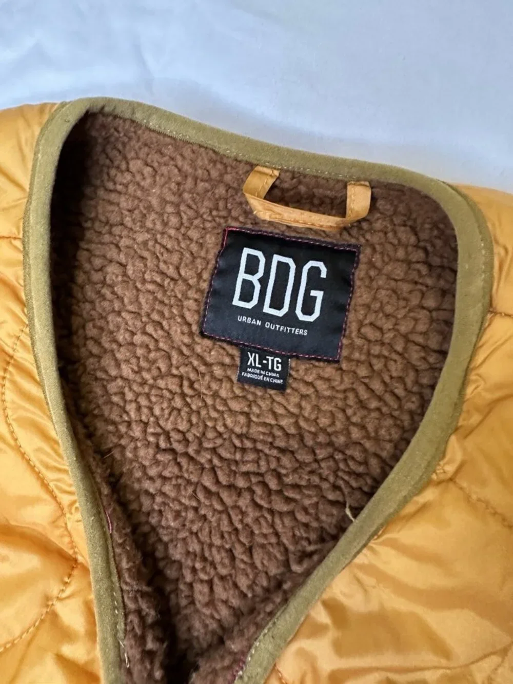 BDG Men’s Military-style Nylon quilted liner jacket Mustard XL